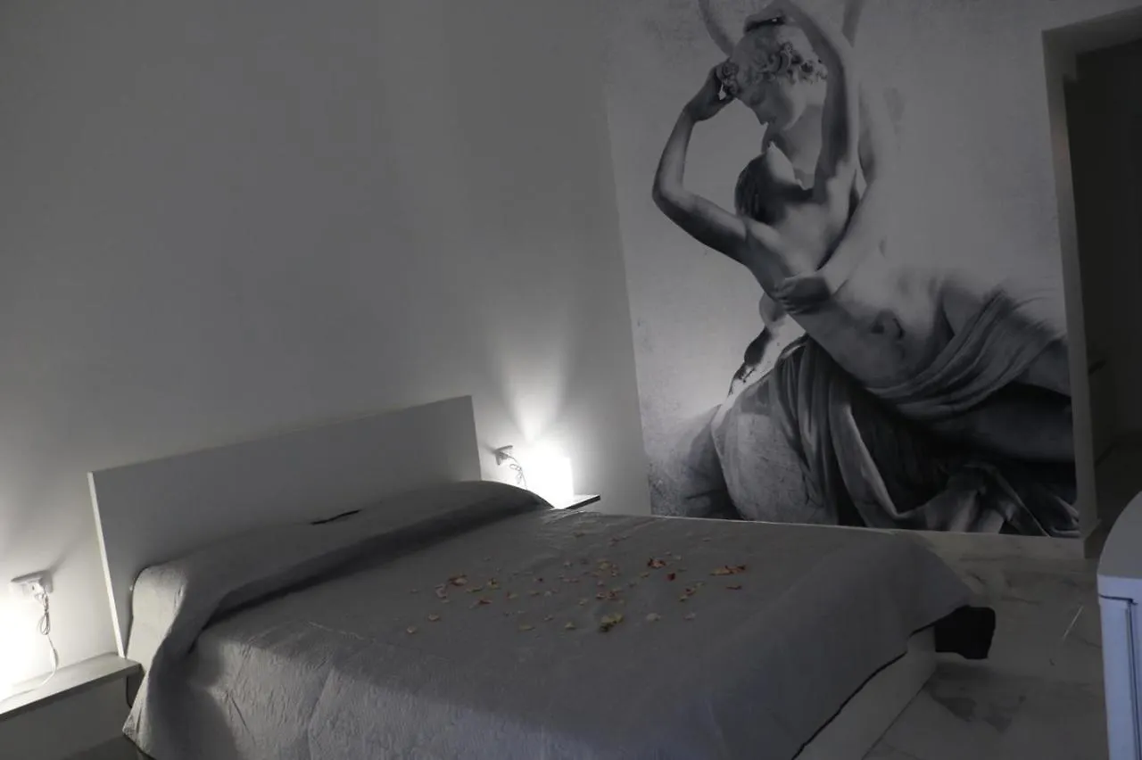 Amantea Monument Bed & Breakfast Terrasini